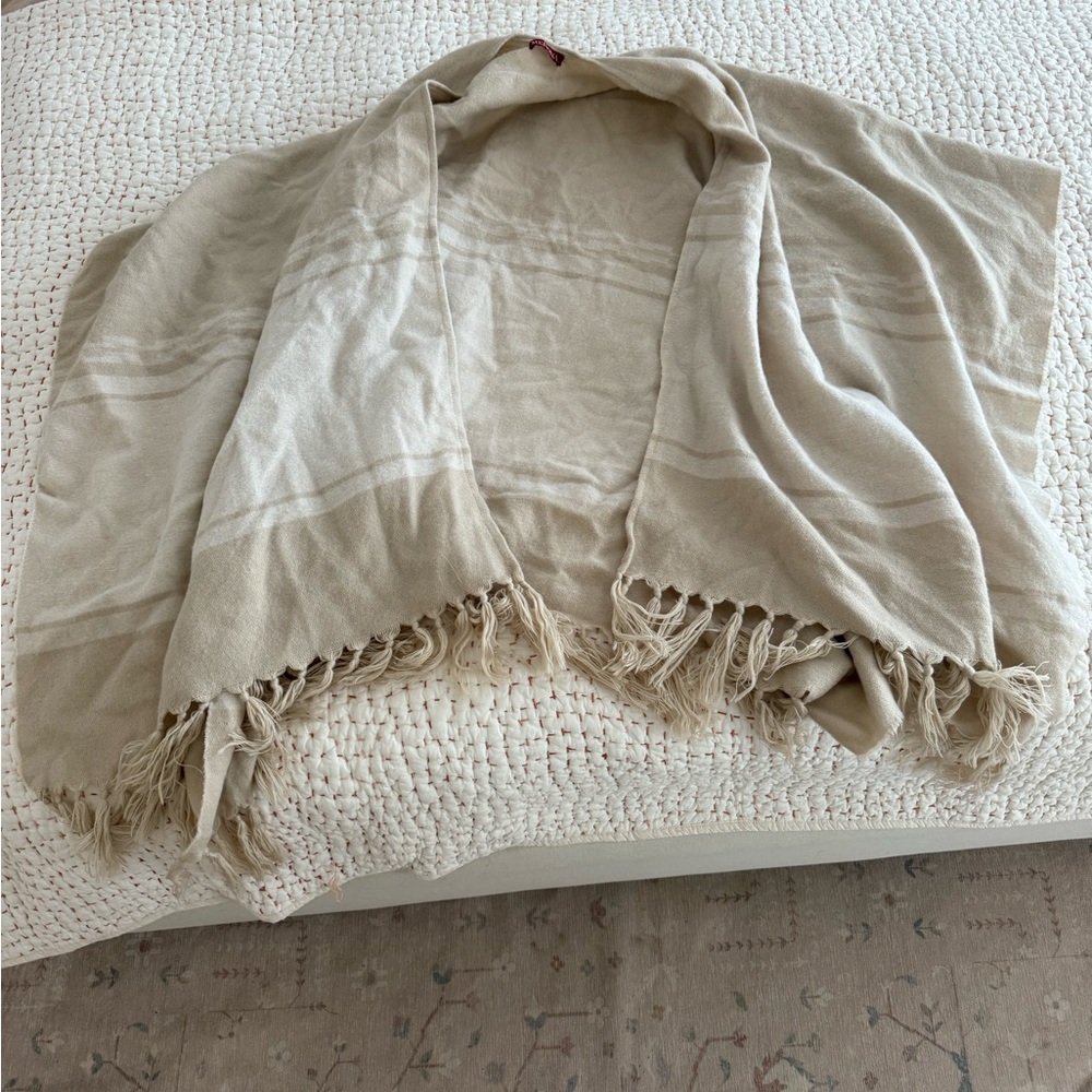 Beige Fringed shawl